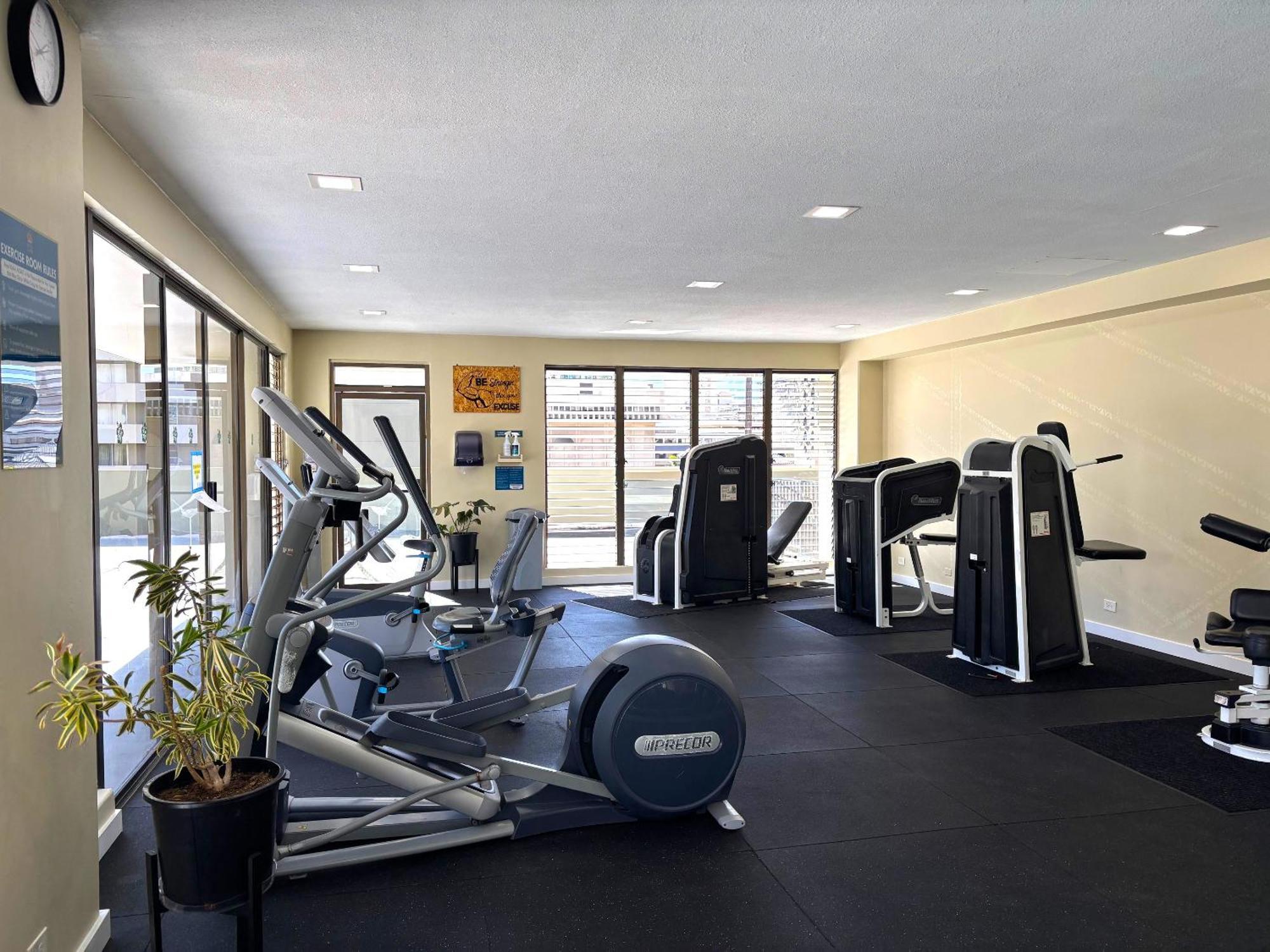 Casa de férias Royal Kuhio 1701 - Spacious Corner Unit With Stunning Ocean Views In The Heart Of Waikiki! Honolulu
