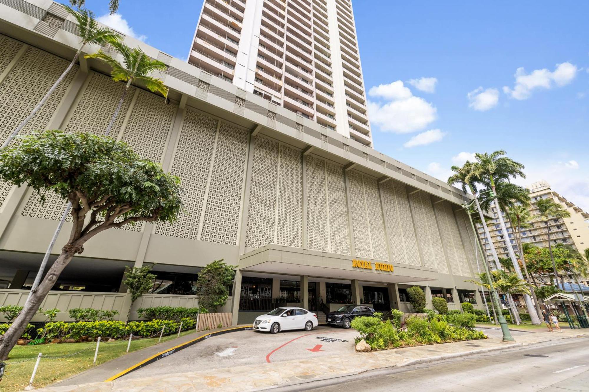 Royal Kuhio 1701 - Spacious Corner Unit With Stunning Ocean Views In The Heart Of Waikiki! Casa de férias *